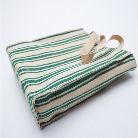 NWT. Zara 100% Cotton Beige/Green Fabric Shopper Bag. - Picture 2 of 10